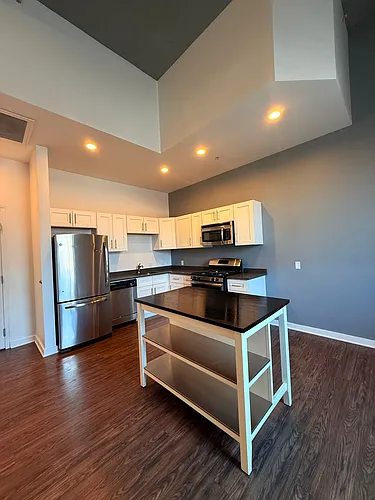 Floor plan 605