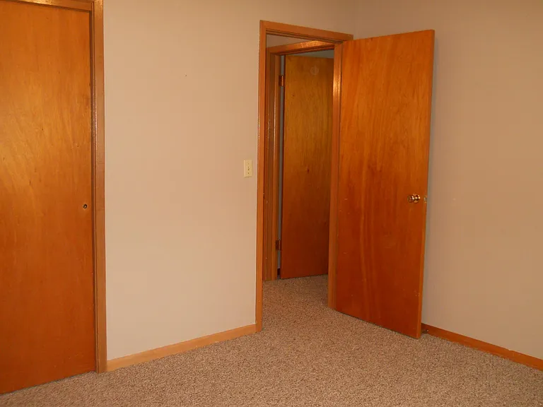 525 W Spring St #8 — Photo 2