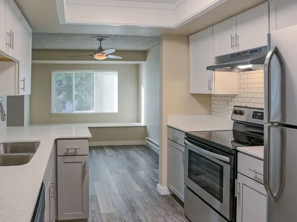 Bennett Properties Inc. DBA Villa Bonita, 9823 NE 130th Pl #6-06-102, Kirkland, WA 98034
