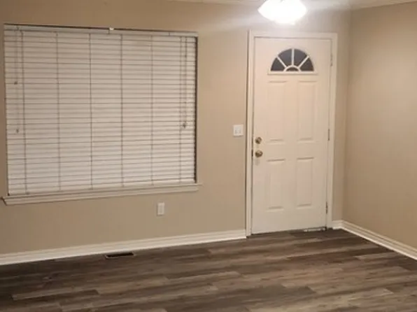 2109 E Cinnamon Way, Fayetteville, AR 72703