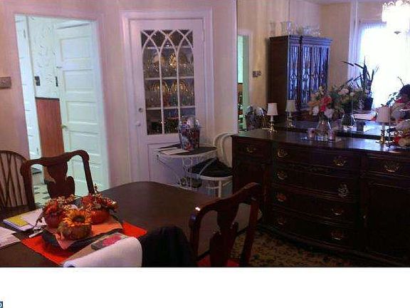 4th image of 134 E Upsal St