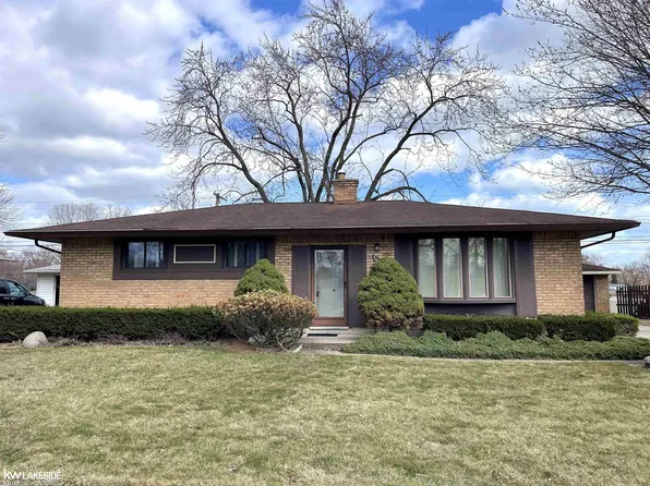 36406 Woodingham St, Clinton Township, MI 48035