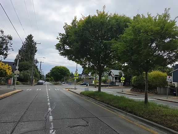 5th image of 7511 8th Ave NW