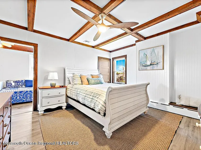 27 Shrewsbury Dr — Photo 35