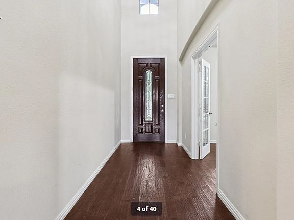 3rd image of 1009 Chickasaw Dr #1