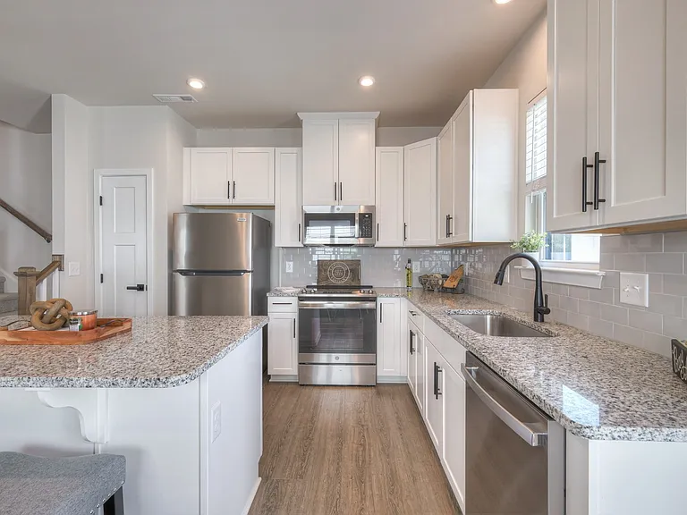 2013 Walnut Ln — Photo 19