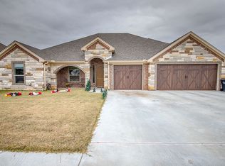 2306 W Rathgeber Rd, Wichita Falls, TX 76310