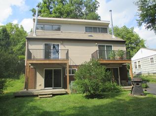 1315 Cedar St, Iowa City, IA 52245