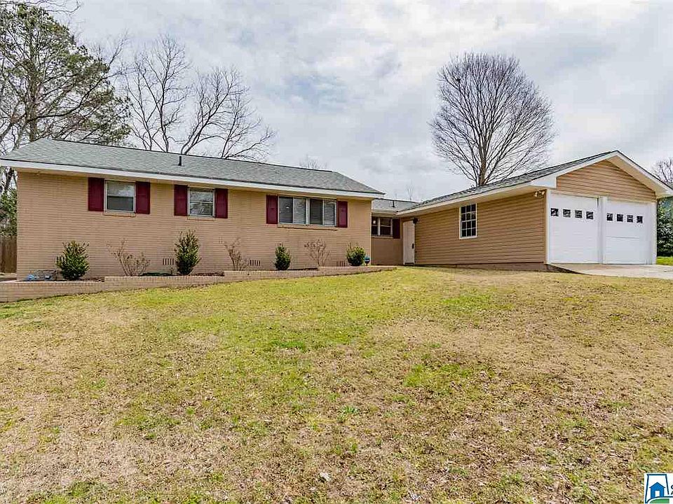 1st image of 529 Lacey Ln