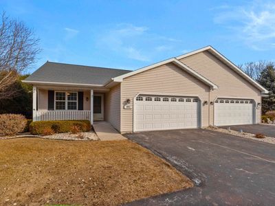 182 Southlake Cir, Fond Du Lac, WI, 54935