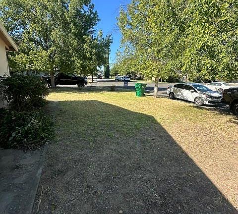 5th image of 1445 Cedar St