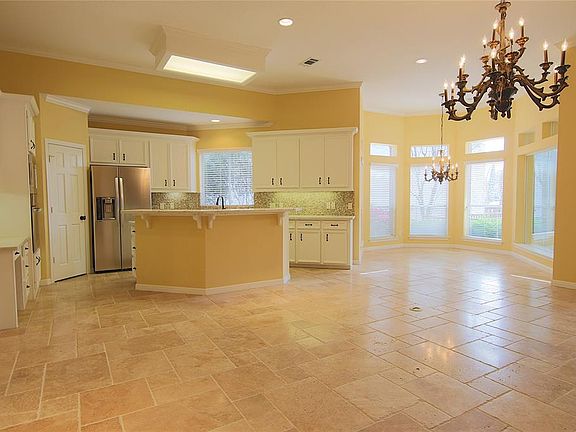 5th image of 116 Creekwood Dr