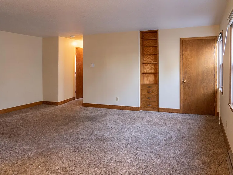 127 E Lincoln St #5 — Photo 12
