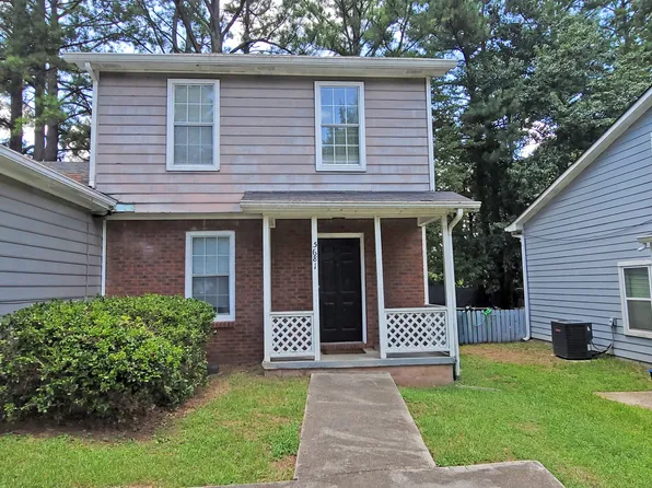 5681 Waterford Ct, Morrow, GA 30260