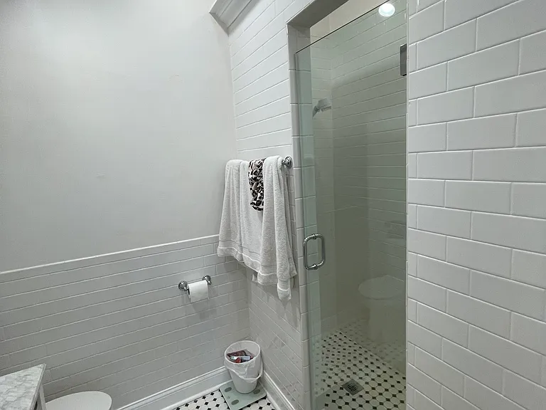 6217 Brookside Blvd — Photo 11