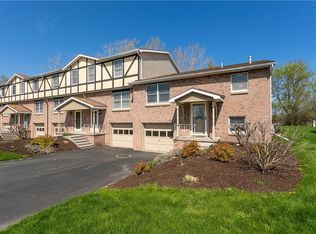 1158 Cunningham Dr, Victor, NY 14564