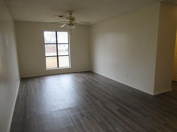 3rd image of 3208 S 82nd St #B