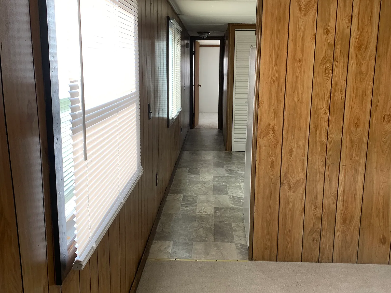 2 bed, 700 sqft, $500 — Photo 4