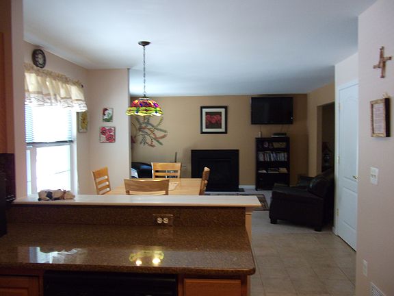 Large kitchen/ dining area