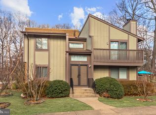 2000 Winged Foot Ct, Reston, VA 20191