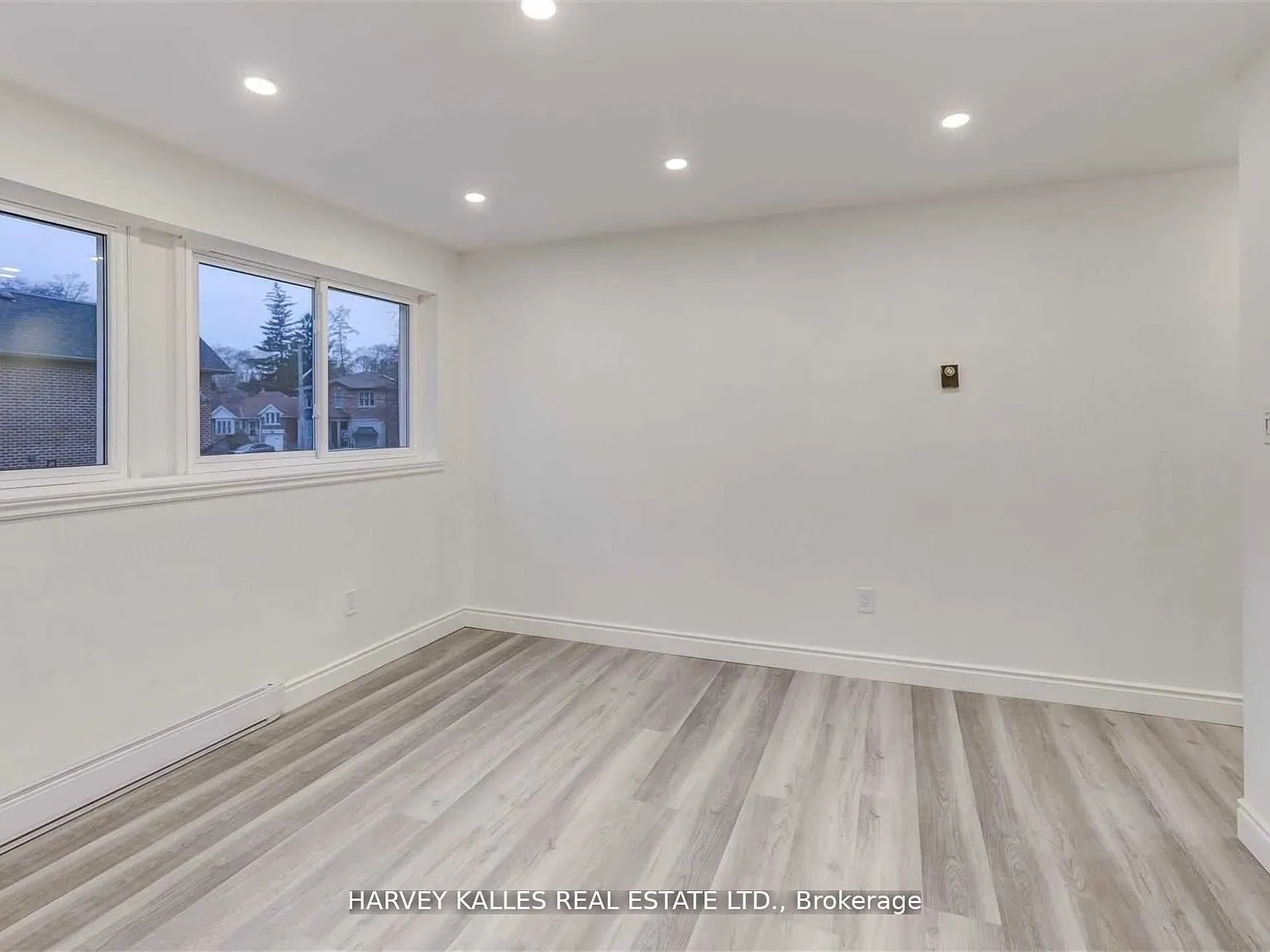 2 bed, $2,280 — Photo 2