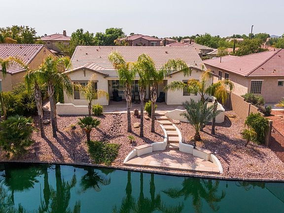 2nd image of 708 E La Costa Dr
