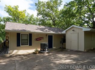 629 Three Oaks Dr, Sunrise Beach, MO 65079