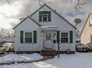 11901 Mortimer Ave, Cleveland, OH 44111