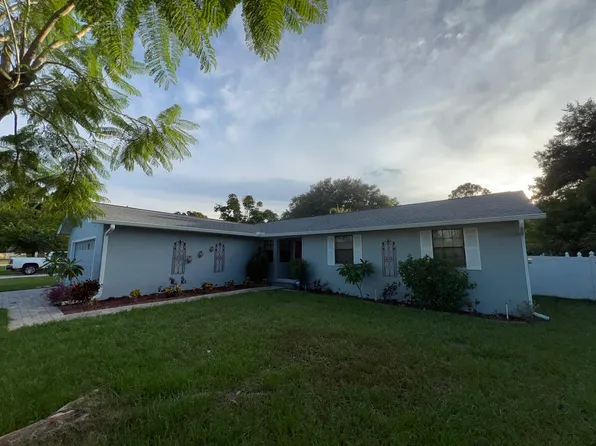 813 W Heron Pl, Winter Haven, FL 33884