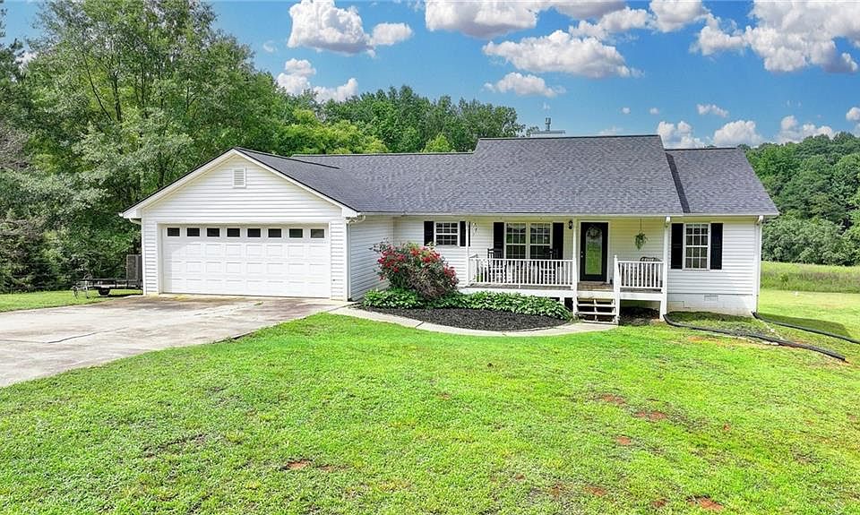 1st image of 509 Banyon Creek Dr