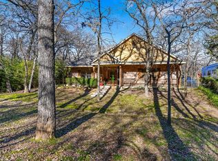 628 Lakeshore Rd, Shady Shores, TX 76208