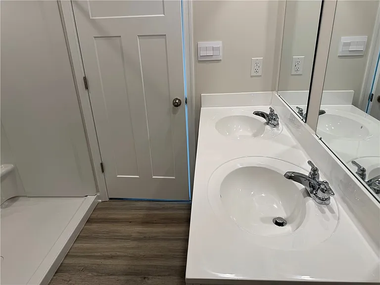 315 Alliance Dr — Photo 28