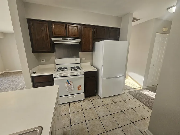 10 King Dr — Photo 13
