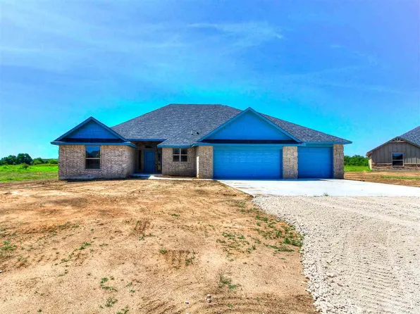 2205 E Cover Ln, Stillwater, OK 74074