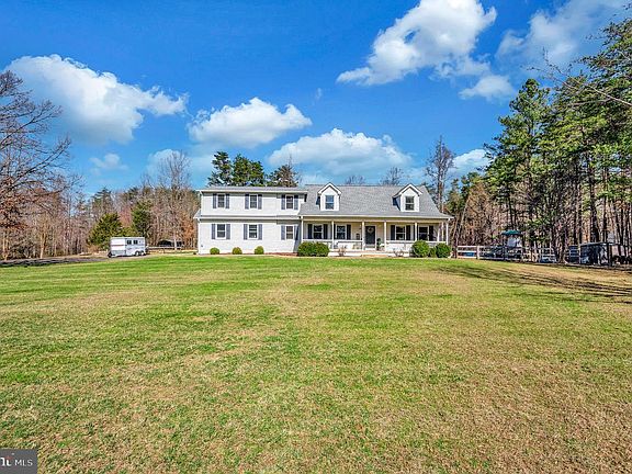 3rd image of 329 Mount Olive Rd