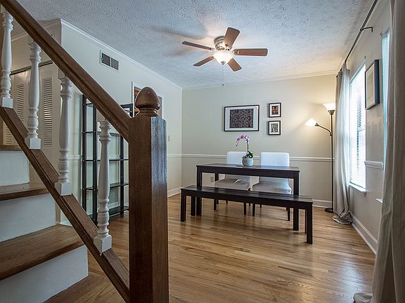 2nd image of 6607 Sienna Ct