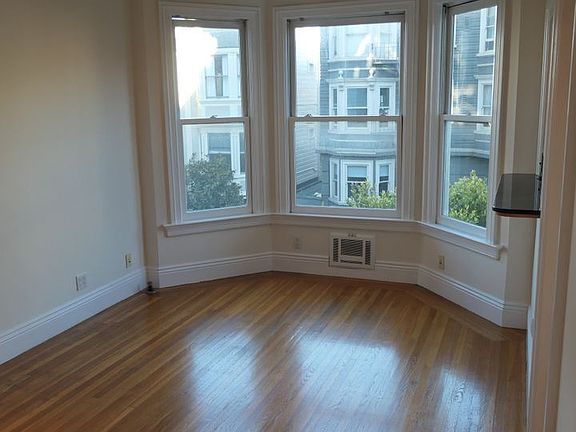 2nd image of 1100 Jackson St #5