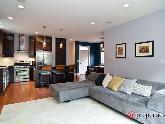 Living Room / Dining Room