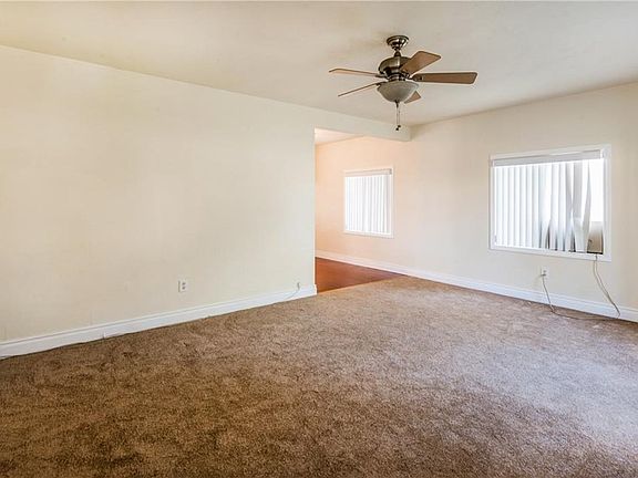 5th image of 3687 N Mountain View Ave