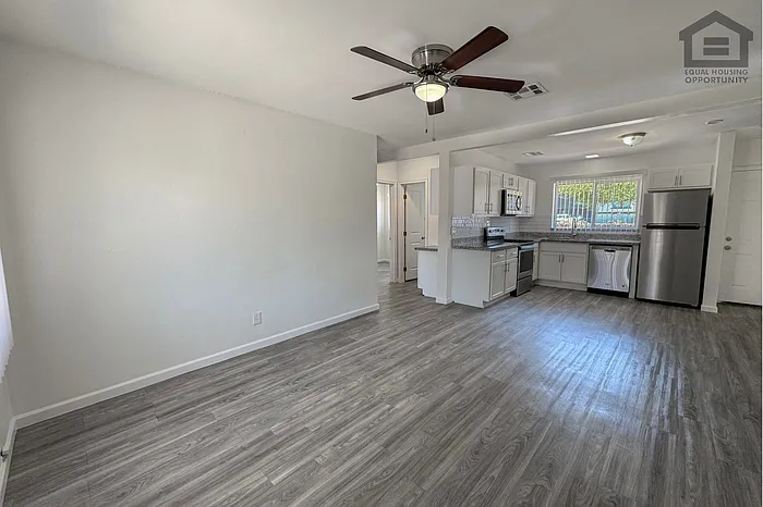 1346 E Willetta St #2 — Photo 9