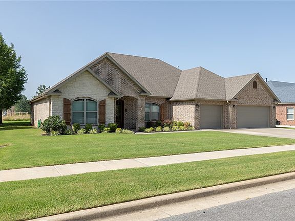 3rd image of 2661 W Vanike Dr