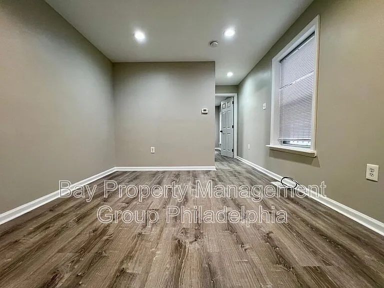 1844 Master St #1 — Photo 8