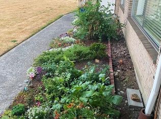 814 N 2nd St, Renton, WA 98057