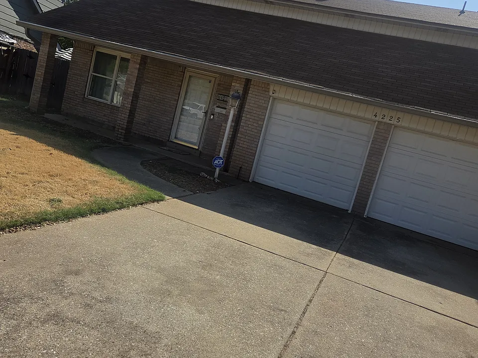 4225 Clendon Way