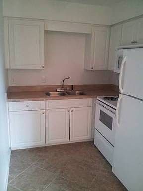 1st image of 1630 Jefferson Ave APT 109