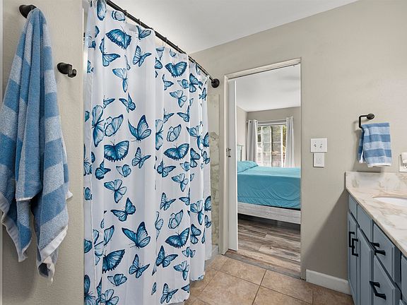 5th image of 663 Chama Ln
