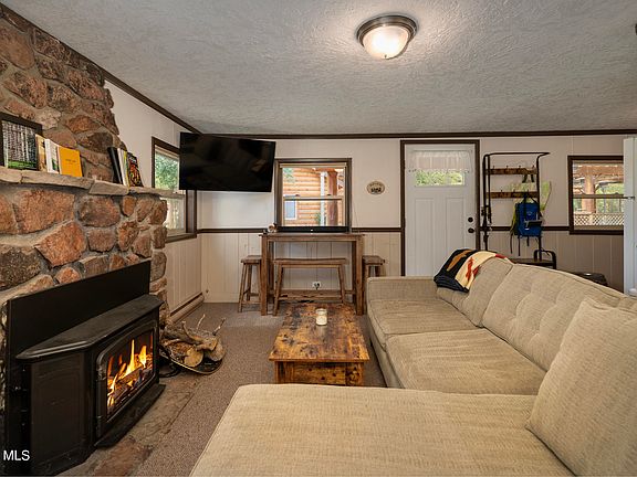 2nd image of 604 Marina Drive #31