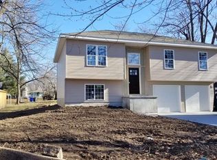 1423 S Sneed Ave, Sedalia, MO 65301
