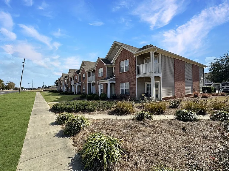 19362 Chelsey Dr — Photo 45