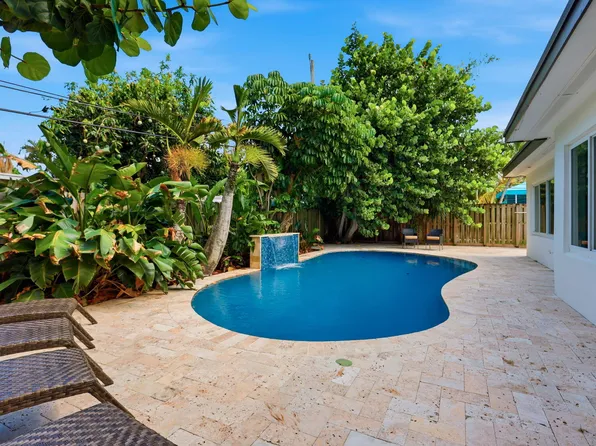 4760 NE 17th Avenue, Oakland Park, FL 33334